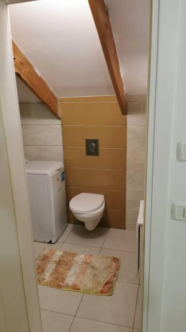 Stunning Apartment Located In The Heart Of The City Center, Close To A Synagogue, Train Station, Mahane Yehuda Market, Etc. Jerusalem Exterior foto